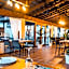 AROHAZ Hotel & Restaurante