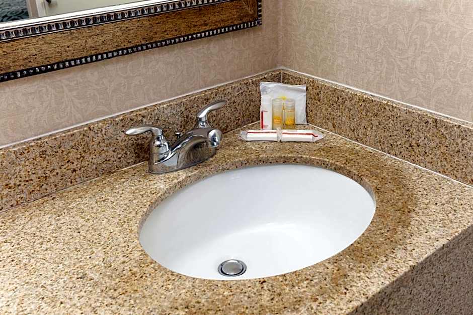 Days Inn by Wyndham Alhambra CA