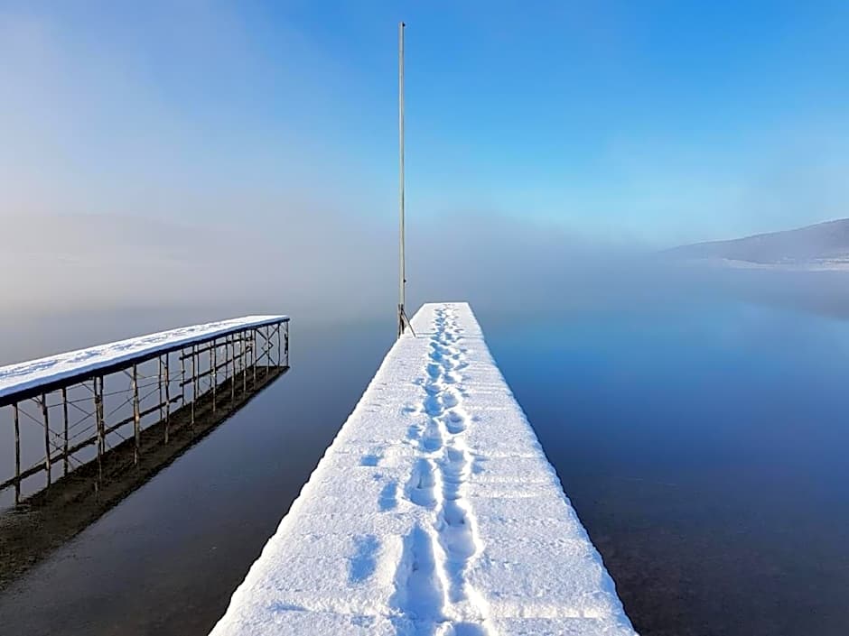 Laguna Beach Club Bazaleti Lake