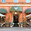 Ascot Hotel