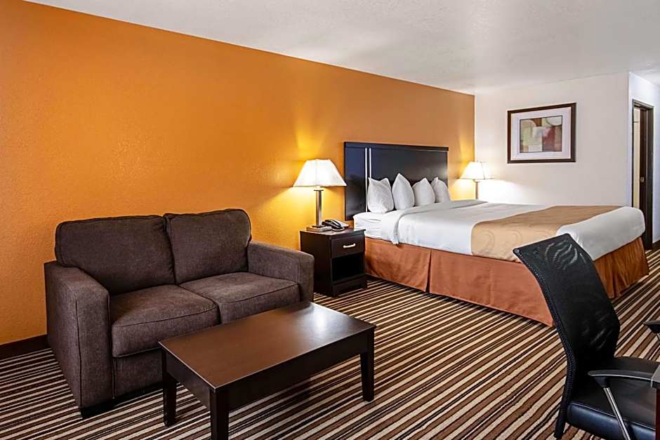 Quality Inn Dodge City