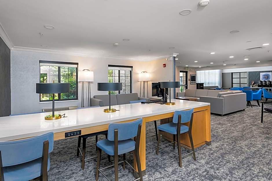 Staybridge Suites Madison - East By IHG