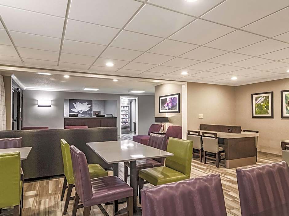 Wingate by Wyndham Brunswick GA / I-95