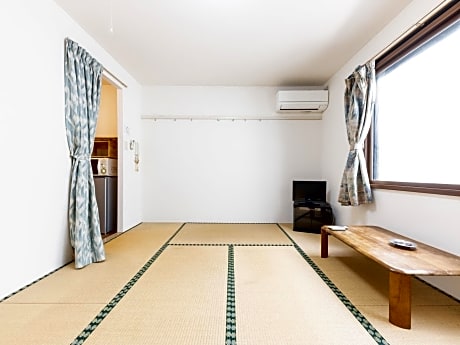 Japanese-Style Room