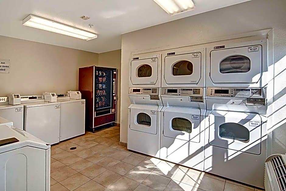 Studio 6-Arlington, TX - South - Dallas