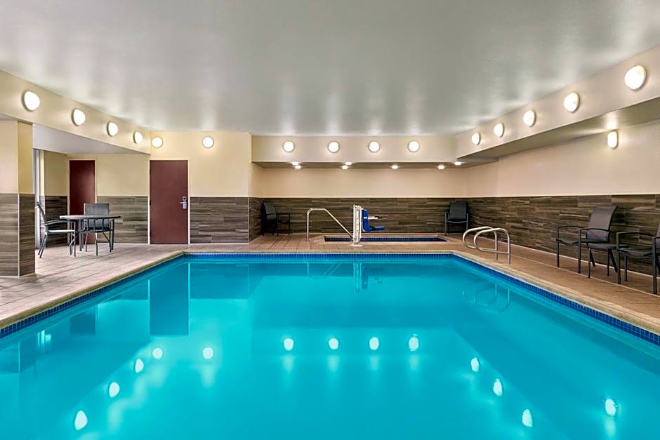 Fairfield Inn by Marriott Visalia Sequoia