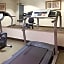 Holiday Inn Express Hotel & Suites Columbus By IHG