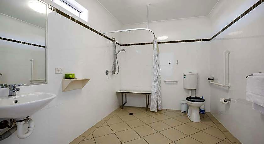 Nightcap at Golden Beach Tavern