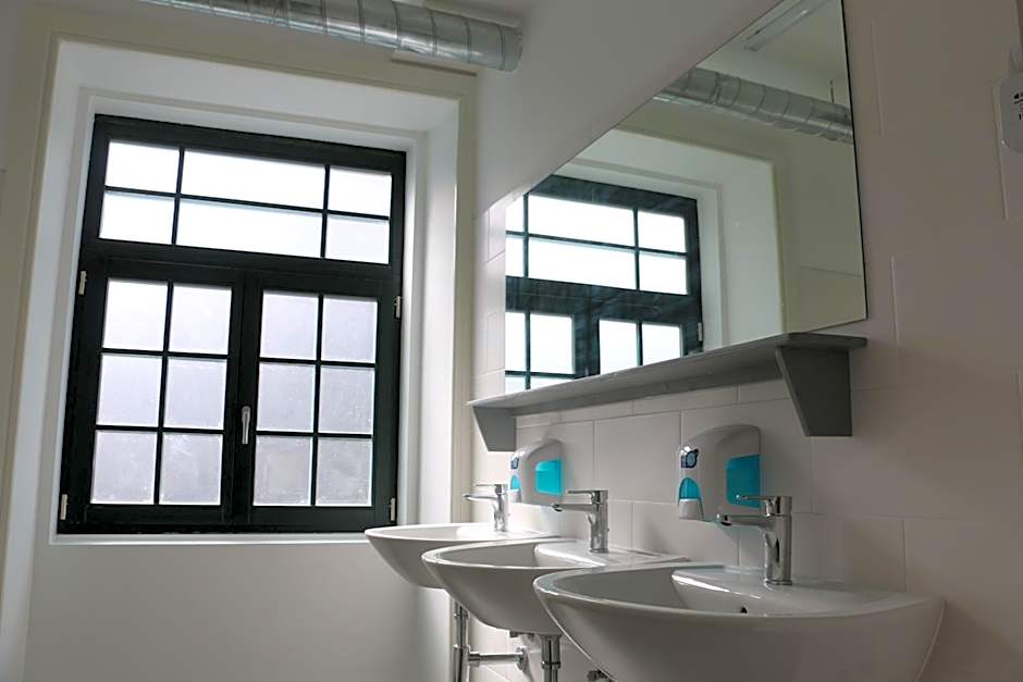 Nice Way Porto Hostel