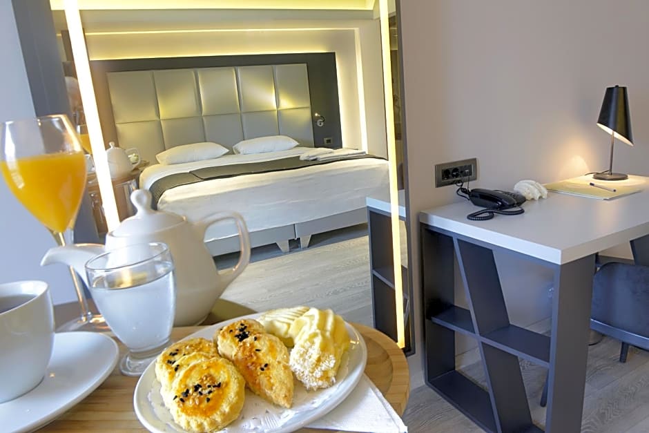 Photo 1 of 17 of Executive Double Suite