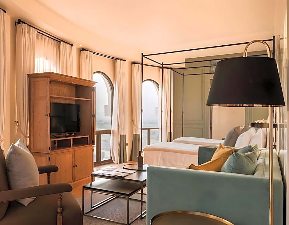 Toscana Piazza by Toscana Valley