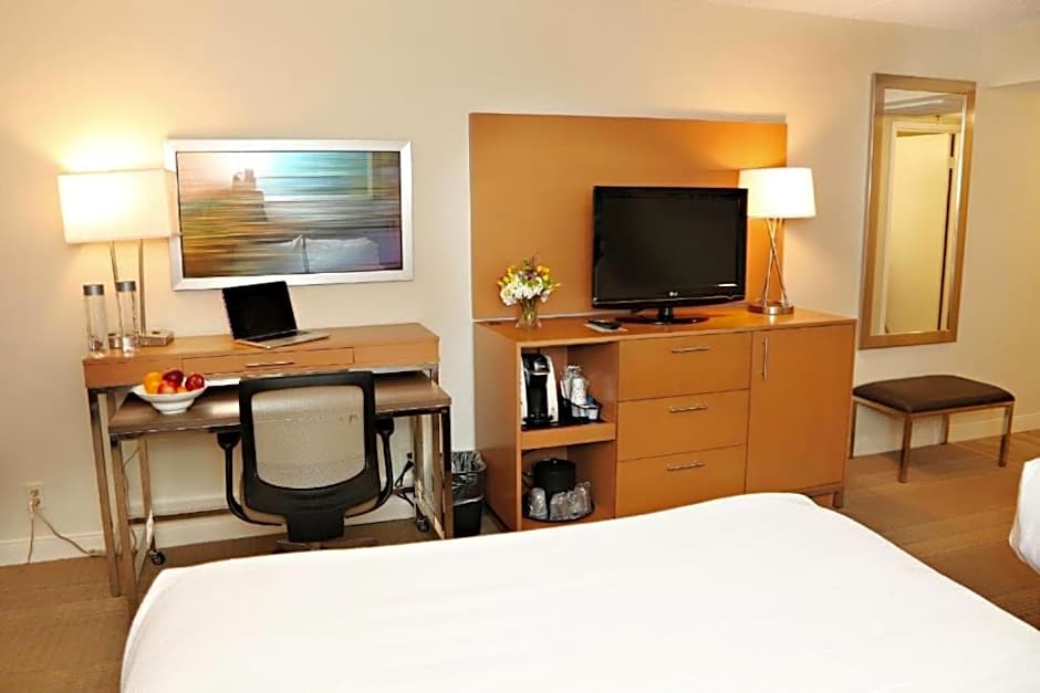 enVision Hotel & Conference Center Mansfield-Foxboro