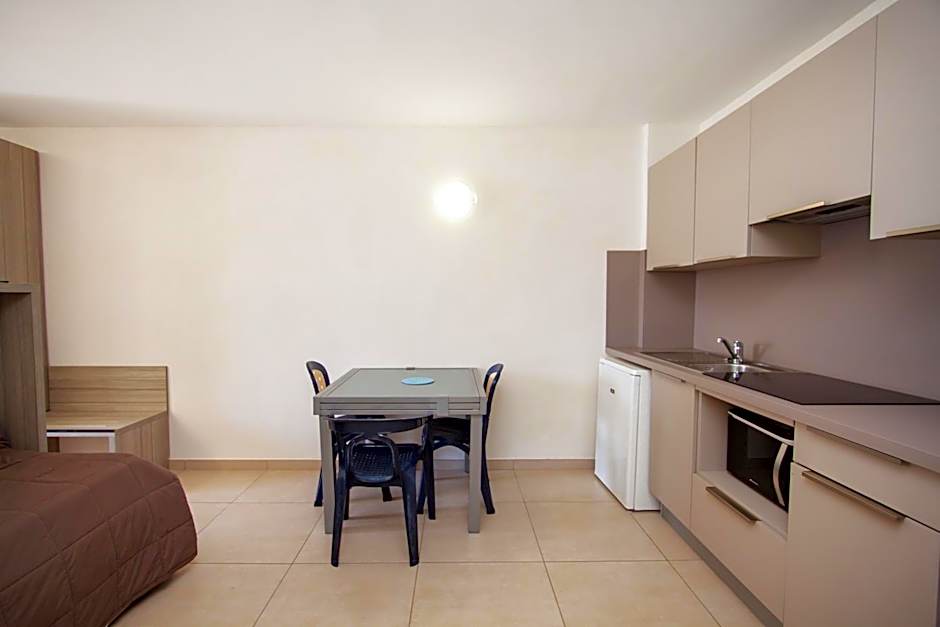 Hôtel et Résidence Ta Kladia - Omigna