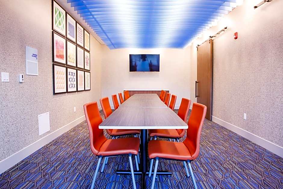 Holiday Inn Express & Suites Gettysburg By IHG