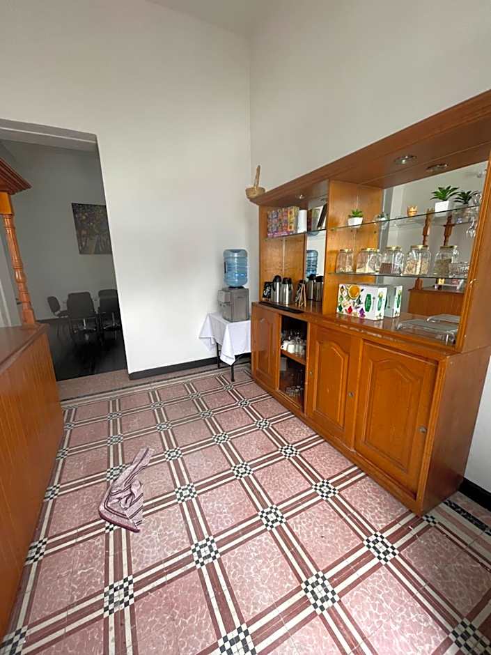 Céntrica habitación privada , #7 de 1 a 4 personas, Casona Doña Paula Aparta-hotel, baño compartido