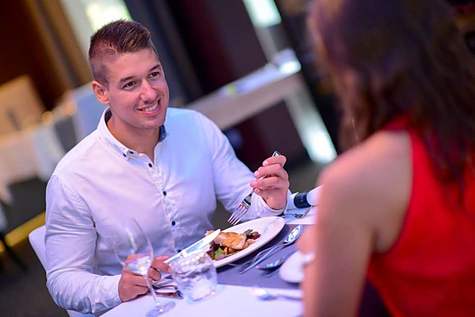 Aura Hotel Adults Only