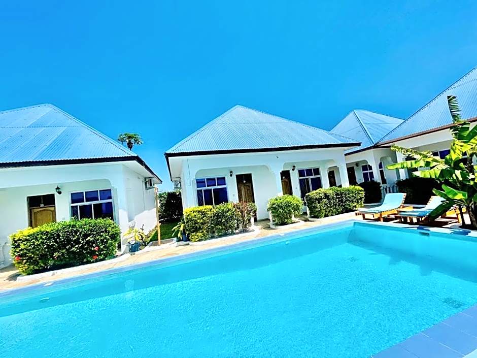 AROYA Boutique Hotel