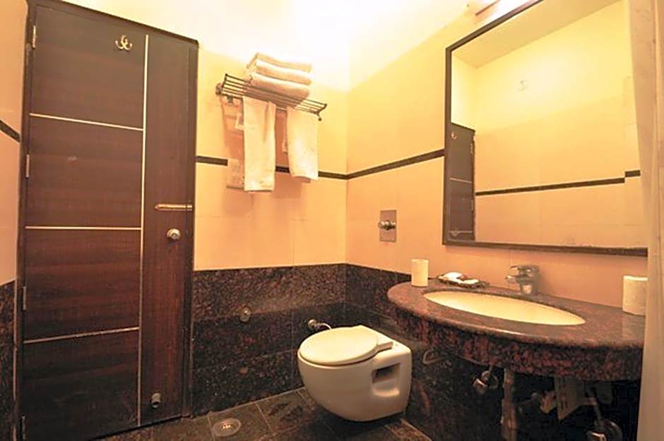 Hotel Cj International