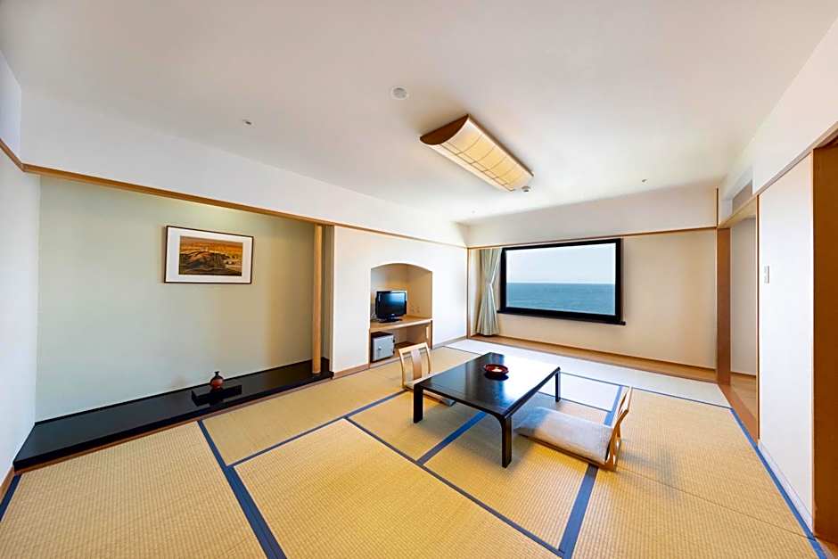Zdjęcie 1 z 5 — Japanese Style, Nonsmoking, Sea View