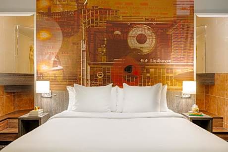 Suite 1 Double Bed - Extra Bed possible