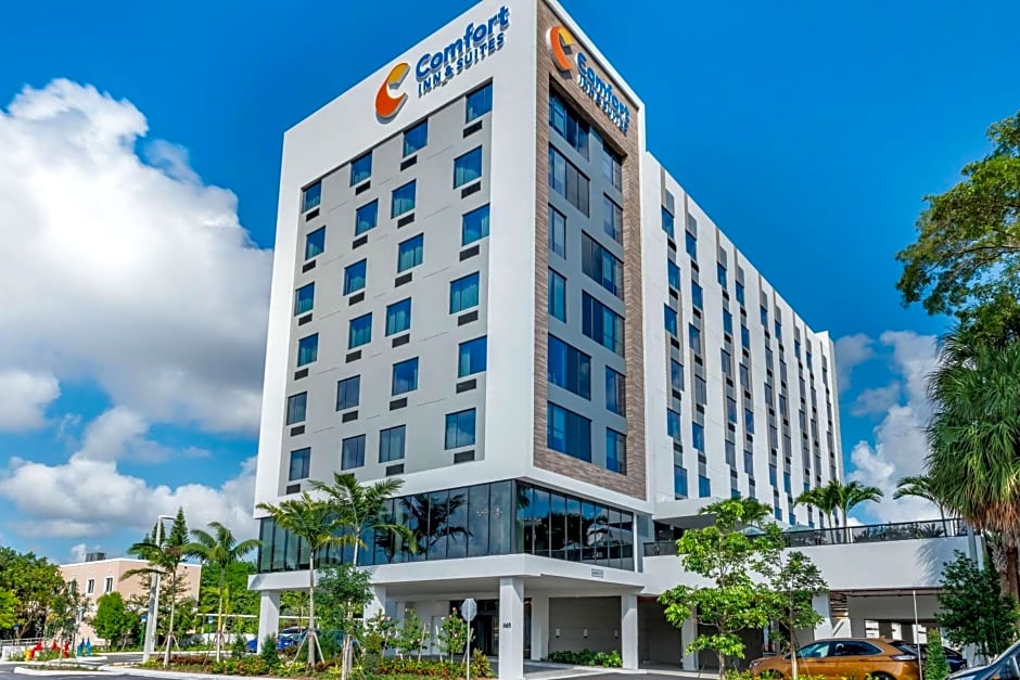 Comfort Inn & Suites Miami International Airport