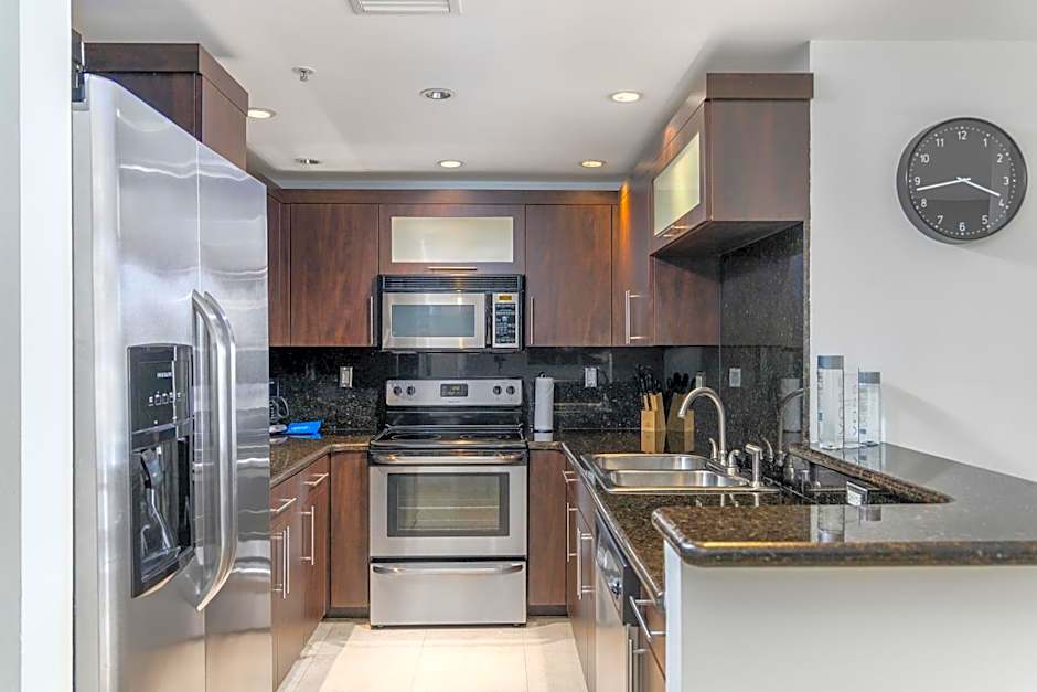 Fortune House Hotel Suites