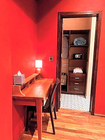 Suite with Garden View