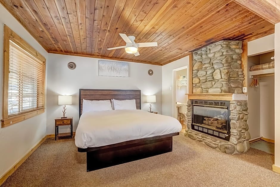 Heavenly Valley Lodge Bed & Breakfast