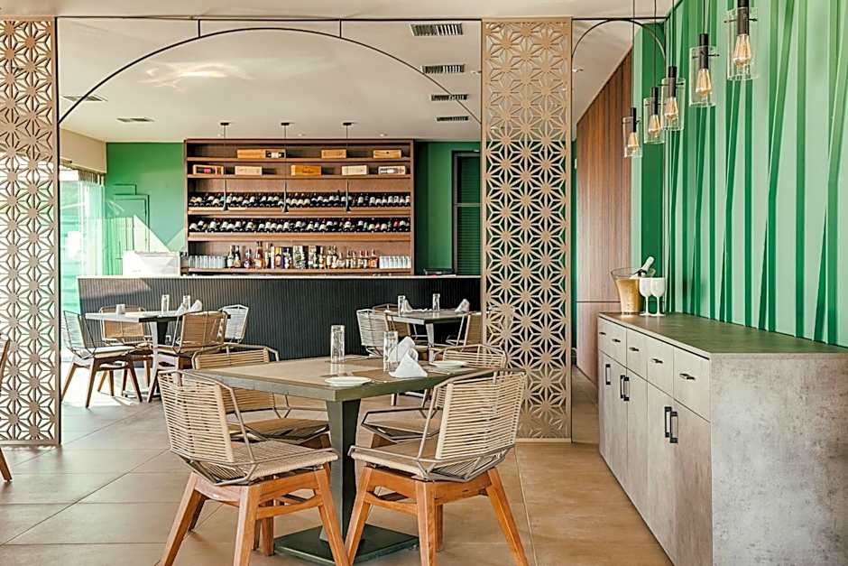 Villa Di Mare Seaside Suites