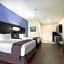 Days Inn & Suites by Wyndham Galveston West/Seawall