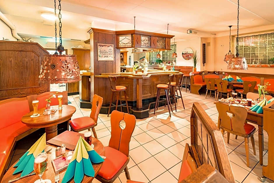 Airport Fashion Hotel