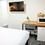 Baileys Serviced Apartments