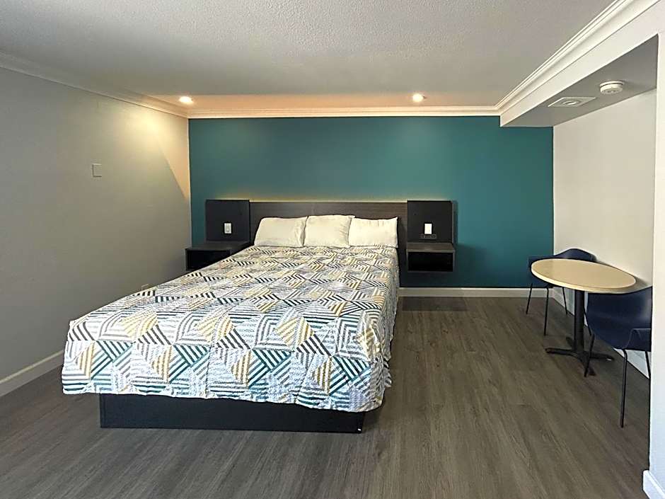 Motel 6 Buena Park, CA Anaheim Near Maingate Knotts