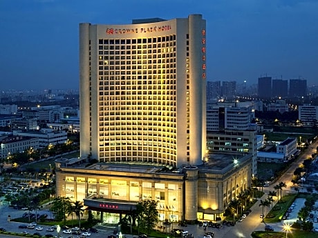 Crowne Plaza Zhanjiang Kang Yi
