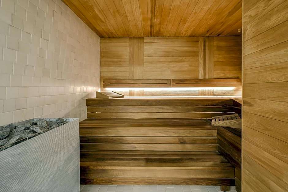 Grand Poet Hotel and SPA by Semarah