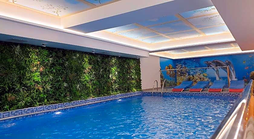 Costa Del Sol Hotel-Managed by Arabian Link International