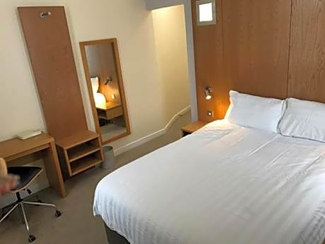 Corona Hotel Rotherham Sheffield Meadowhall