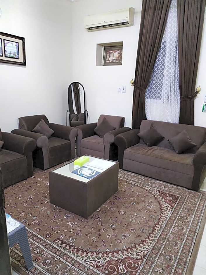 Al Eairy Furnished Apartments Hail 1