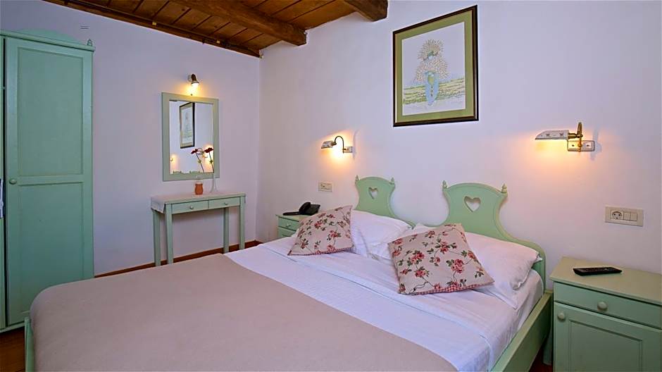 Winery, Restaurant & Pension Vuglec Breg