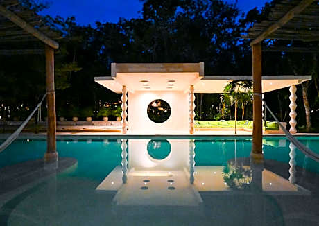 Hotel Holistika Tulum