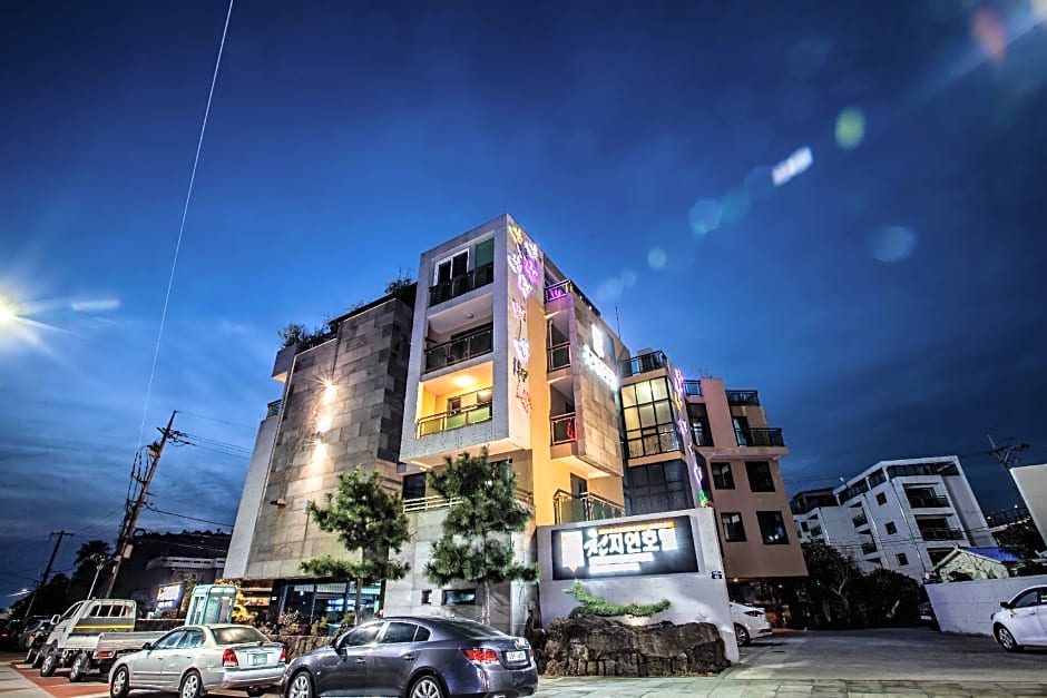 Cheonjiyeon Hotel
