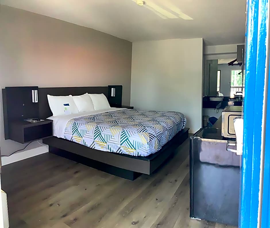 Motel 6-Memphis, TN - East