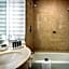 The Logan Philadelphia, Curio Collection by Hilton