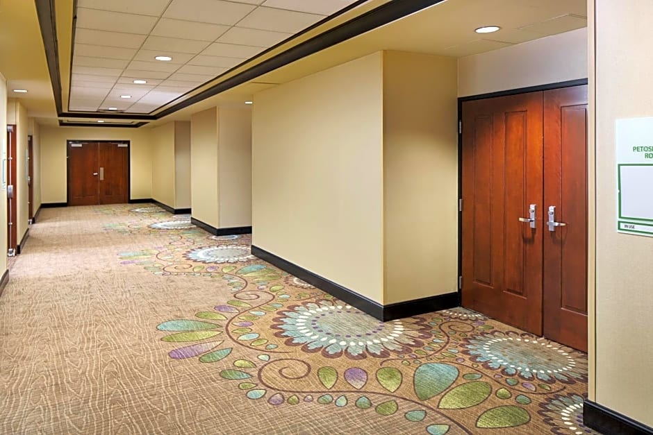 Holiday Inn Grand Rapids-Airport, an IHG Hotel