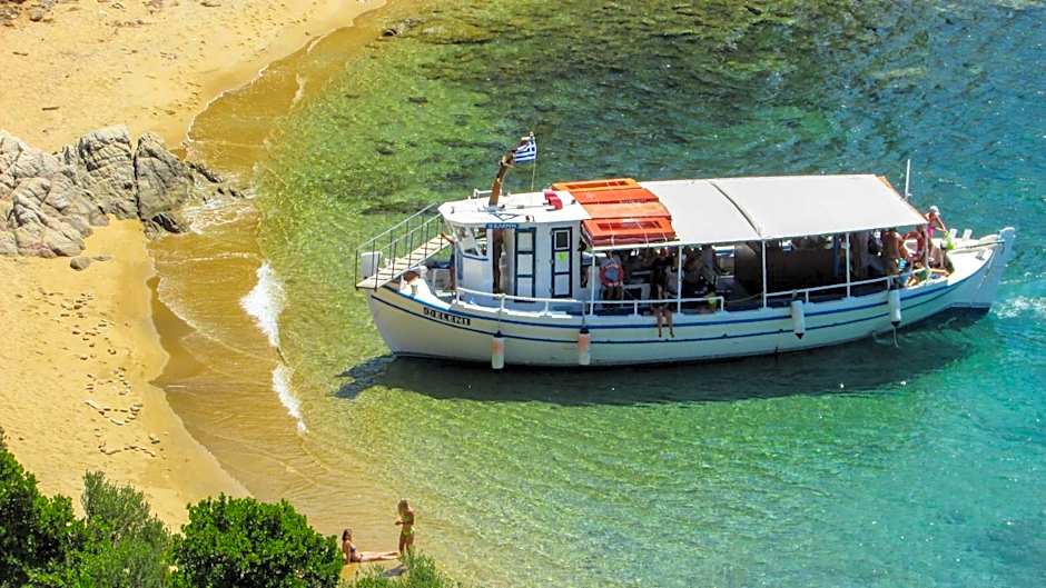 Skiathos Luxury Villa 2 Bedroom Villa Dyo Vromolimnos