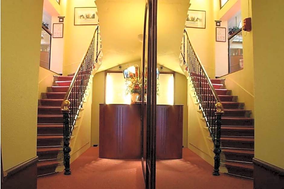 Hotel Elysée