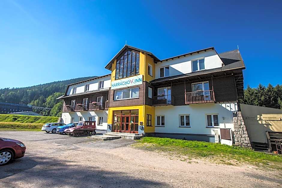 Hotel Harrachov Inn