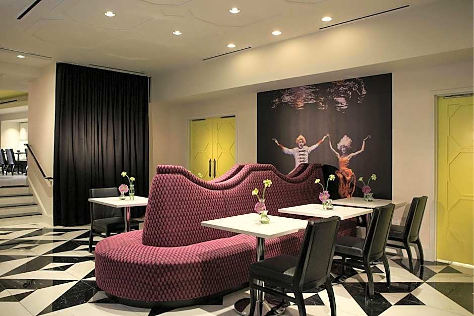 Courtyard by Marriott Boston Downtown