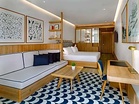 Junior Suite (3 Adults + 1 Child up to 11 years old)