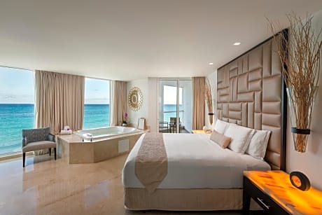 Superior Governor Suite Ocean View - King Size Bed